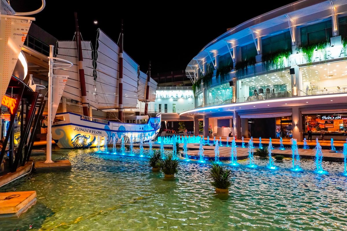 Jungceylon Shopping Center