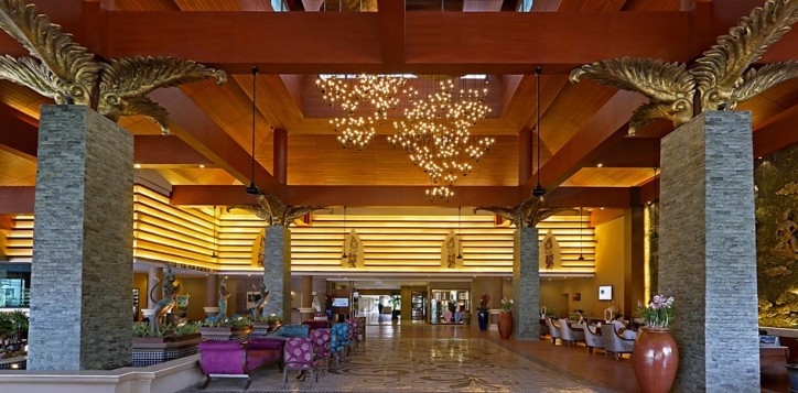 lobby-02-2