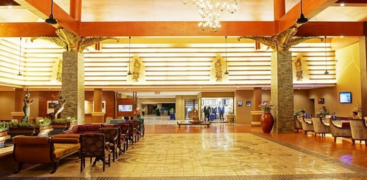 lobby-041-2