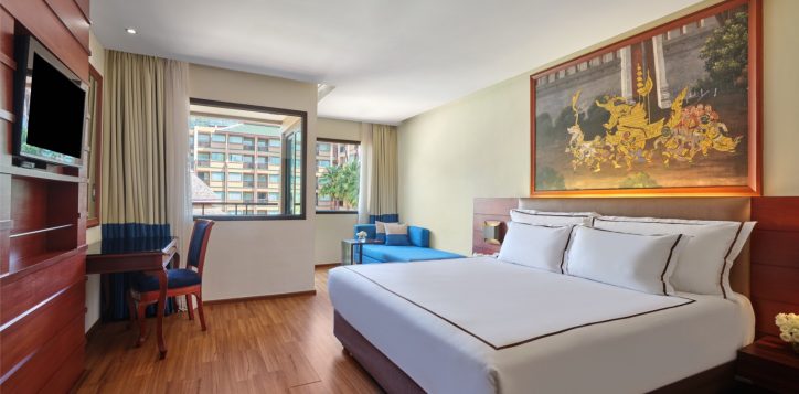 superior-king-bed_7-3